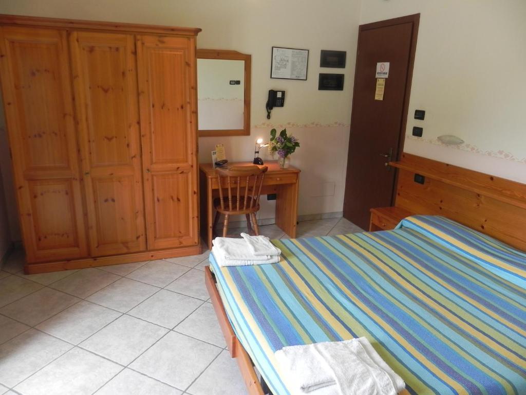 Hotel Ristorante Belsito Borgo San Dalmazzo Dış mekan fotoğraf
