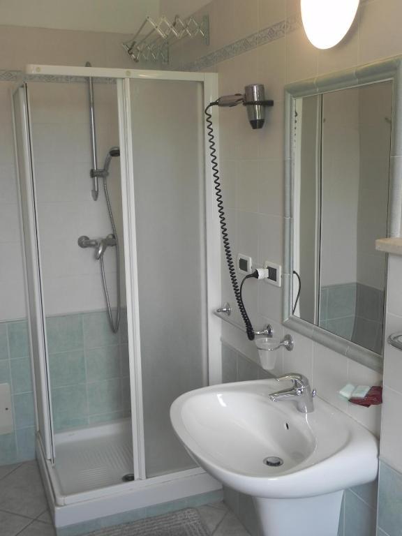 Hotel Ristorante Belsito Borgo San Dalmazzo Dış mekan fotoğraf