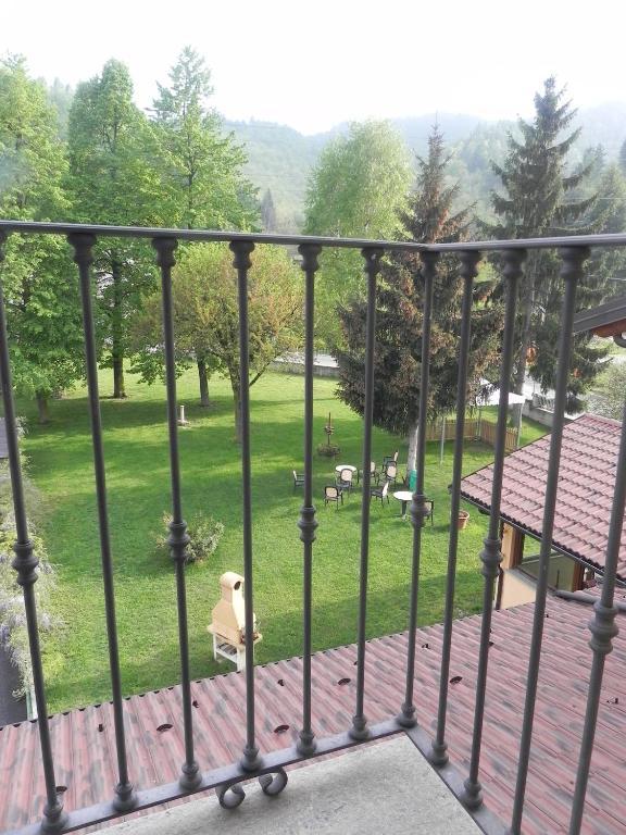 Hotel Ristorante Belsito Borgo San Dalmazzo Dış mekan fotoğraf