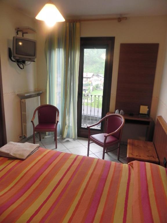 Hotel Ristorante Belsito Borgo San Dalmazzo Dış mekan fotoğraf