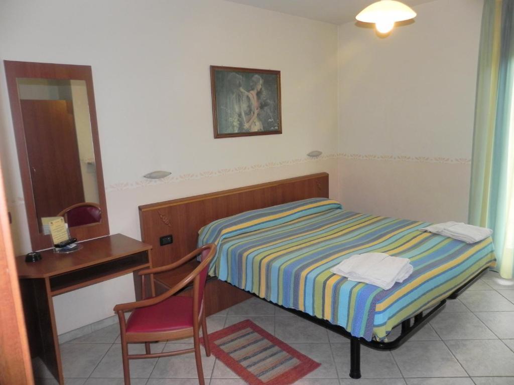 Hotel Ristorante Belsito Borgo San Dalmazzo Dış mekan fotoğraf