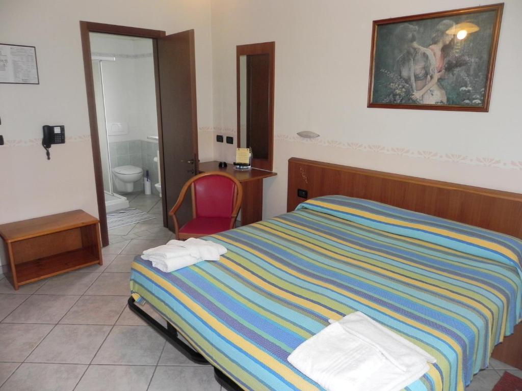 Hotel Ristorante Belsito Borgo San Dalmazzo Dış mekan fotoğraf
