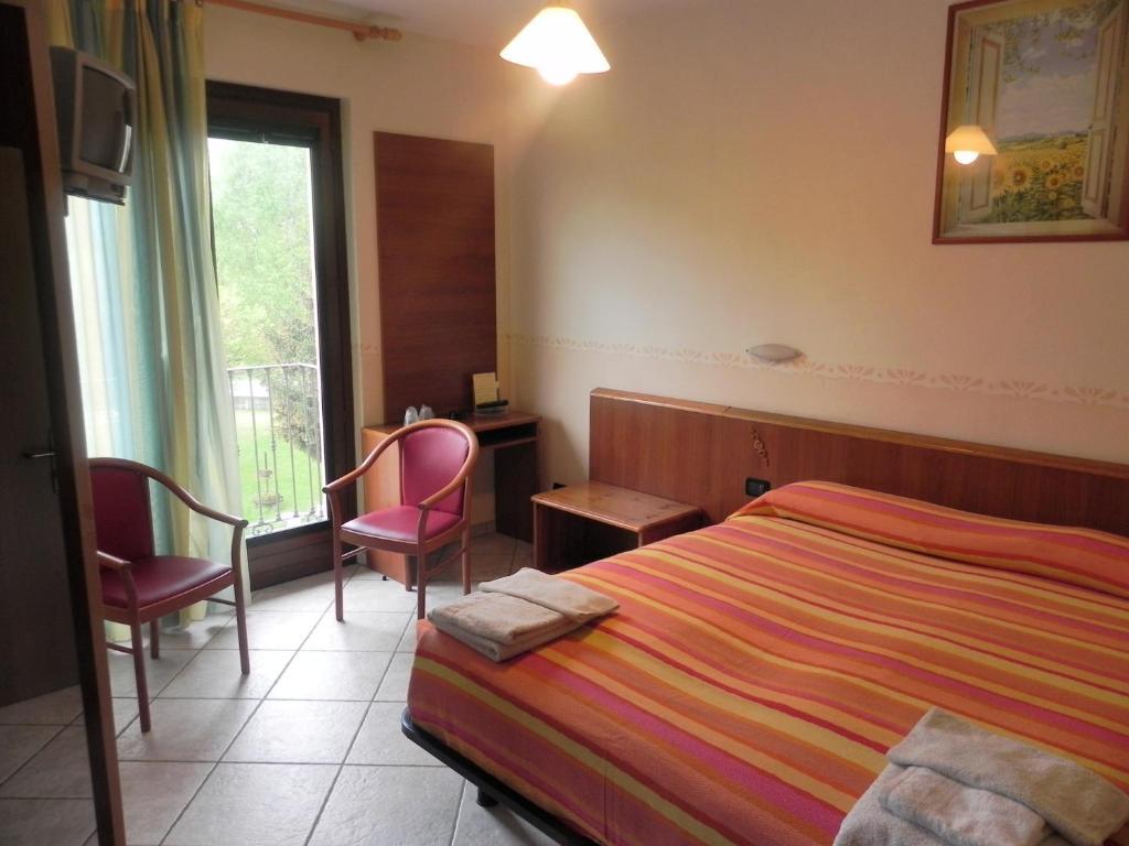 Hotel Ristorante Belsito Borgo San Dalmazzo Dış mekan fotoğraf